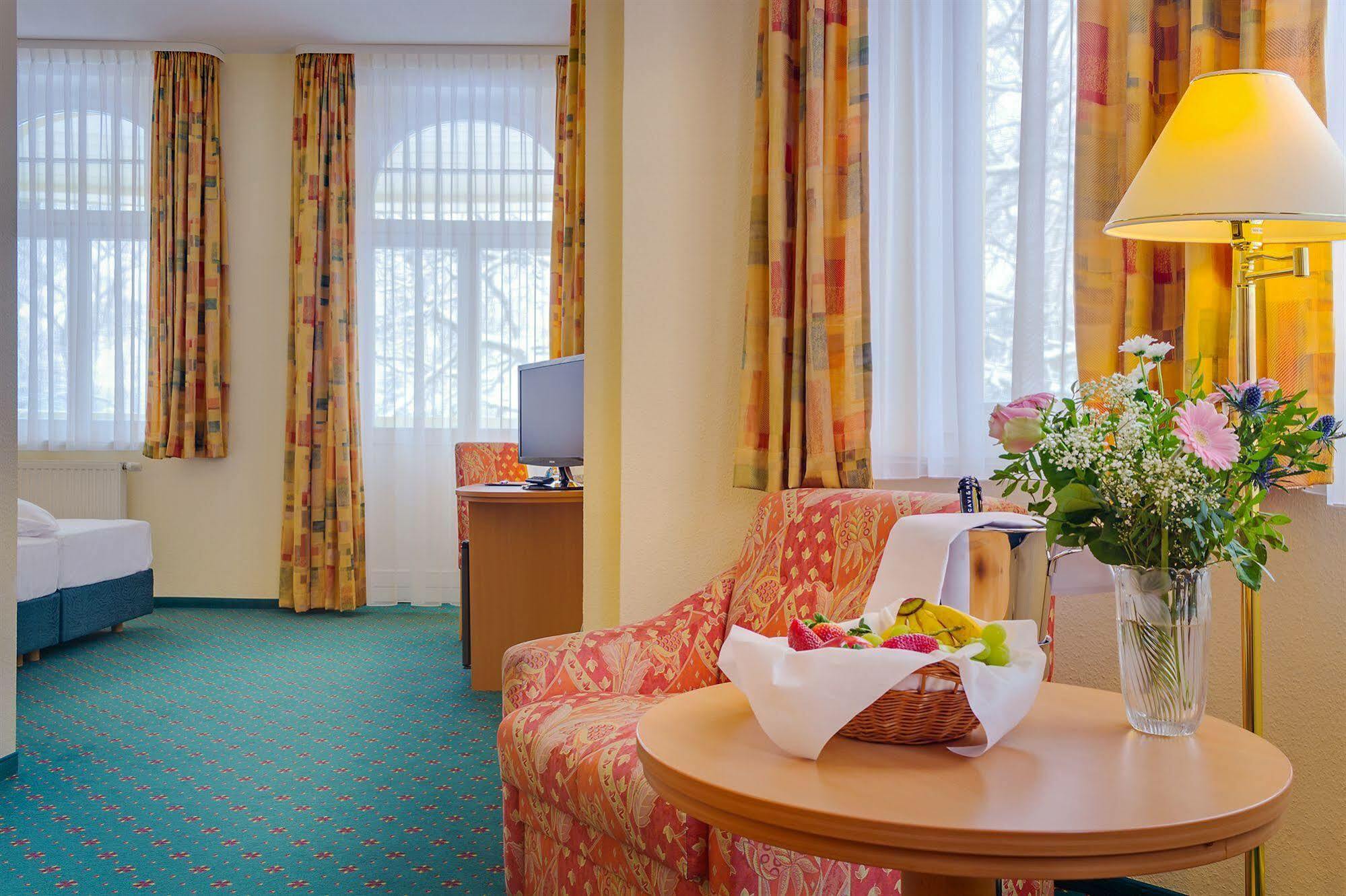 Ferien Hotel Villa Suedharz Sülzhayn Dış mekan fotoğraf